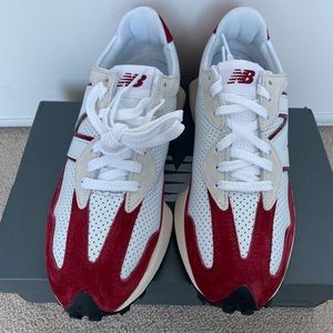 New Balance 327